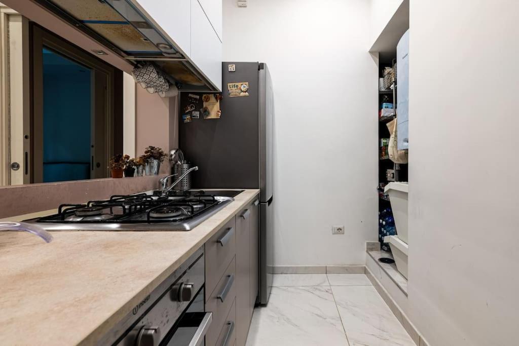 La Casa Di Ringhiera In Corso Sempione * Milano