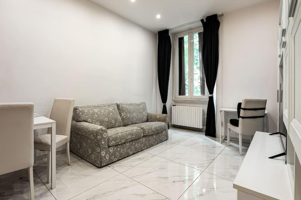 Appartamento La Casa Di Ringhiera In Corso Sempione *