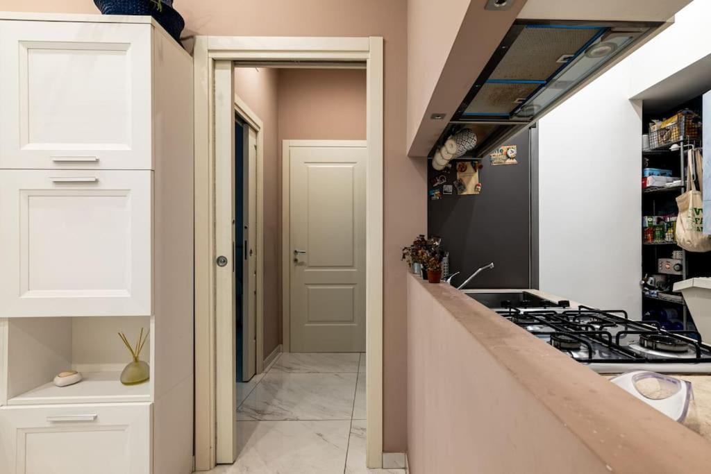 La Casa Di Ringhiera In Corso Sempione * Milano