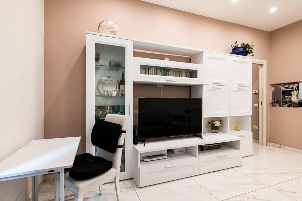 La Casa Di Ringhiera In Corso Sempione Milaan