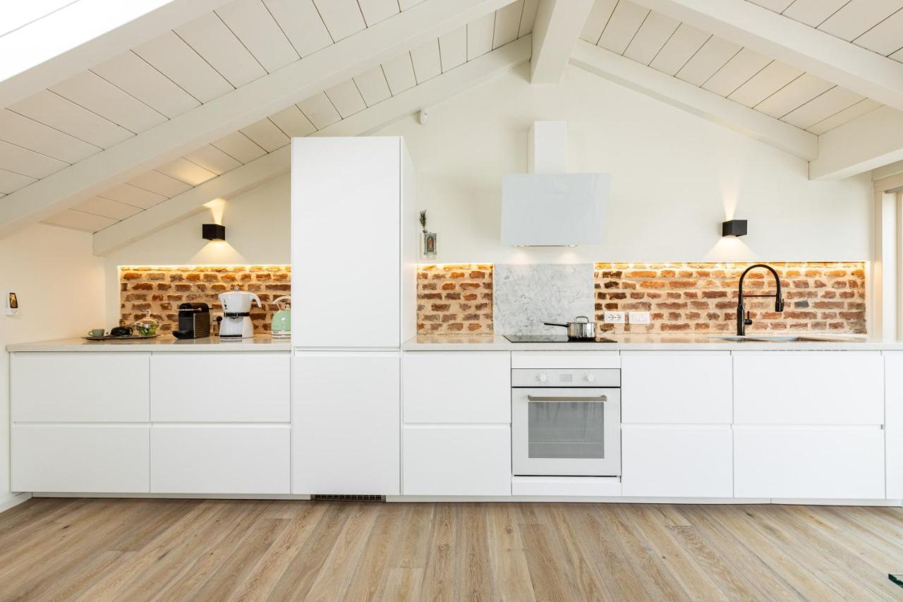 *villa Olivo*with Private Terrace&jacuzzi + 3bedrooms Vakantiehuis Milaan