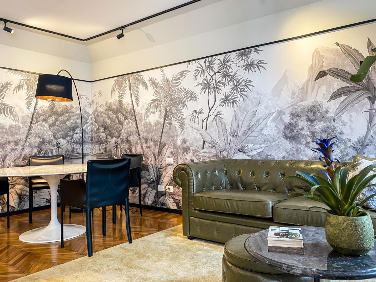 Exclusive Top Floor 2-bedroom Flat Apartment
