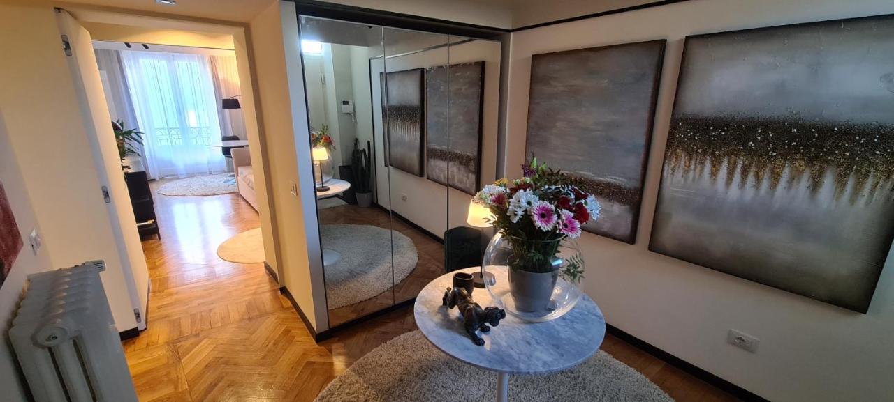 Exclusive Top Floor 2-bedroom Flat * Milan