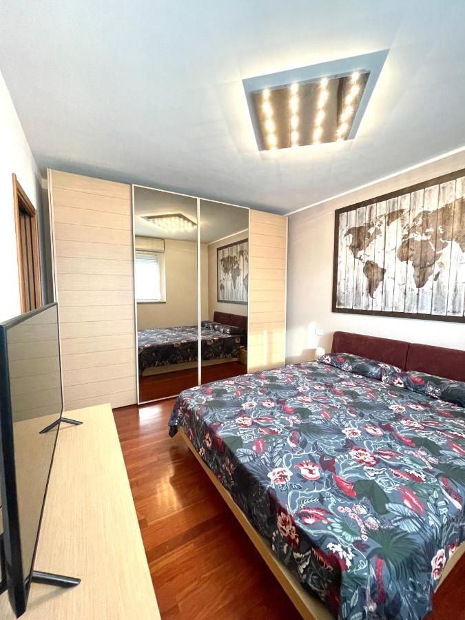 Elegant In With Panoramic Terrace Milan