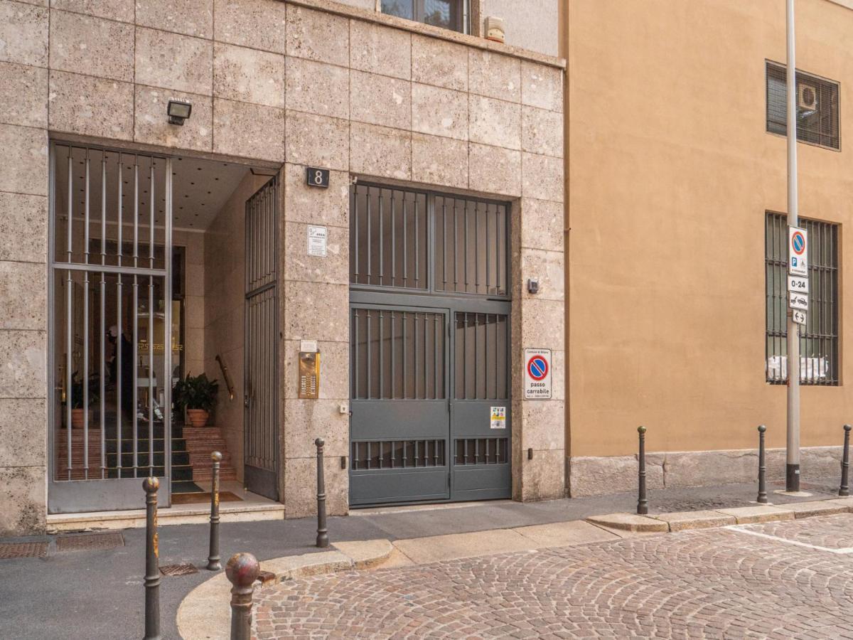 The Rent - With Balcony In Downtown Lejlighed