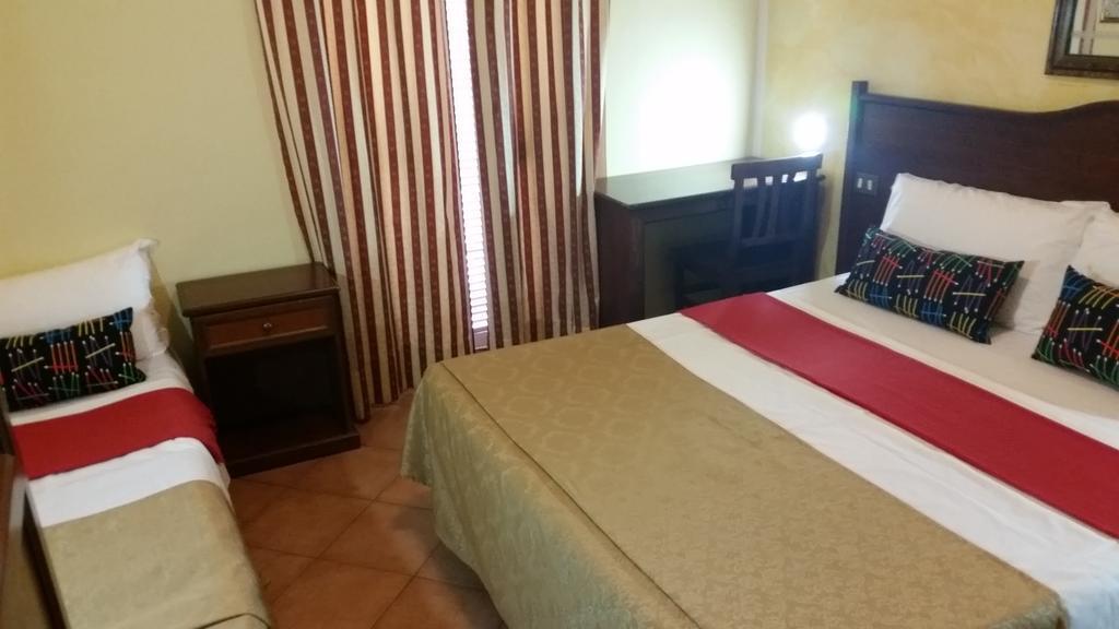 Chopin Hotell *