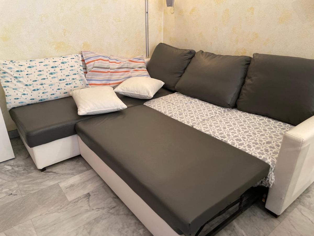 Appartement 4 Bed In 7 Min Duomo Up To 6 Peop Milaan