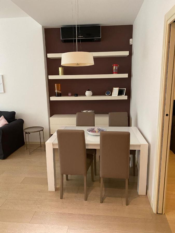 Lovely In The New Porta Nuova Area Apartment Mailand