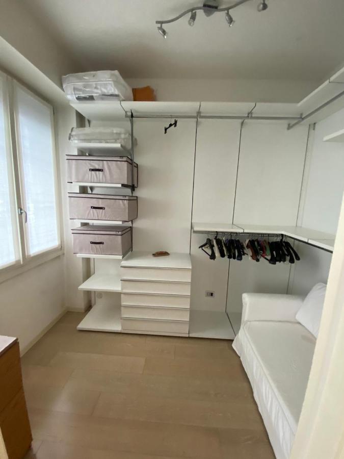 Lovely In The New Porta Nuova Area Apartment Mailand