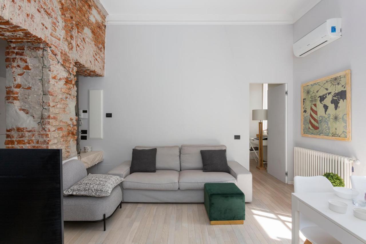 Lovely & Modern In China Town Area - Via Rosmini Lejlighed *