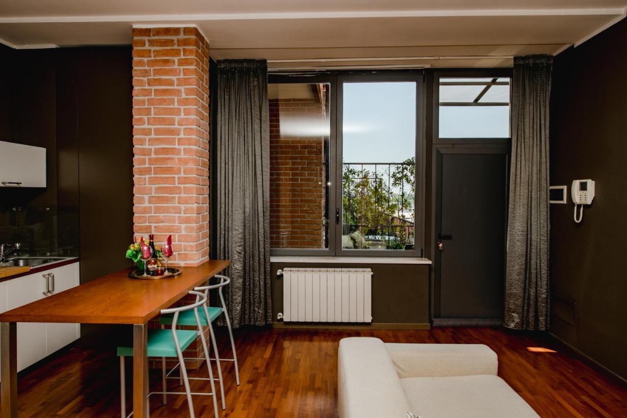 Airport The Fan Loft Near Linate Airport+duomo Apartment