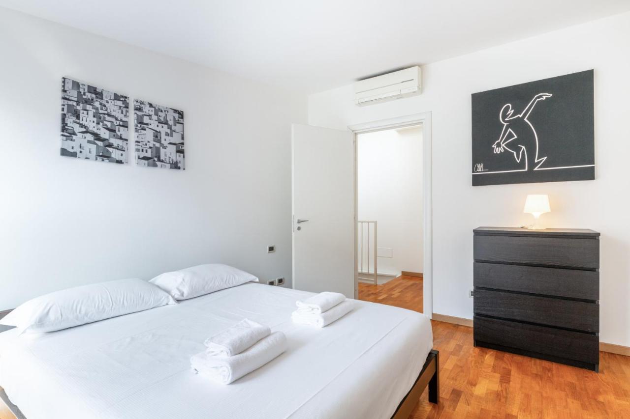 Appartement Bellissimo Su Due Piani A Pochi Passi Dal Monumentale Milaan