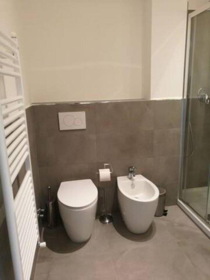 Con Grande Terrazzo In Via Lomellina * Milano