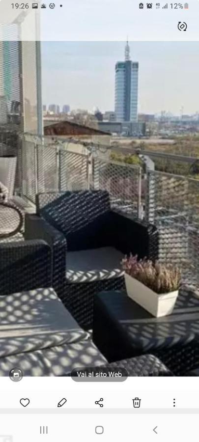 Appartamento Grattacielo 'white Apartment'