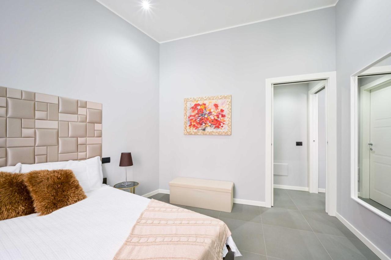 Appartamento Piazza Della Scala 3 *