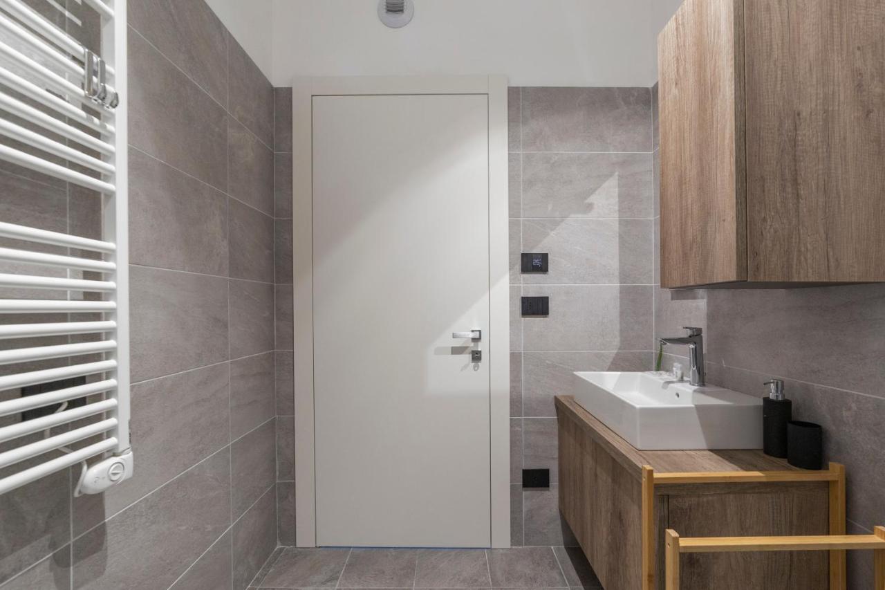 Lejlighed Modern Apt With Terrace And Parking! Milano