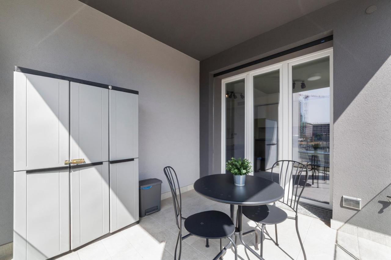 Lejlighed Modern Apt With Terrace And Parking! Milano