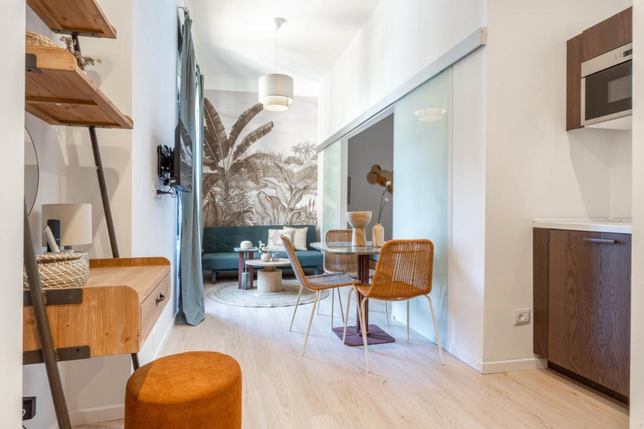 Tropical And New Flat In Porta Venezia By Easylife Mailand