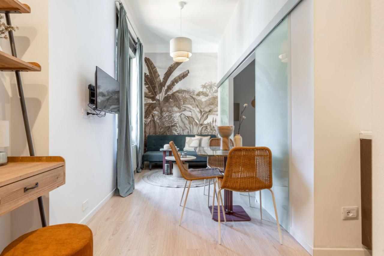 Tropical And New Flat In Porta Venezia By Easylife