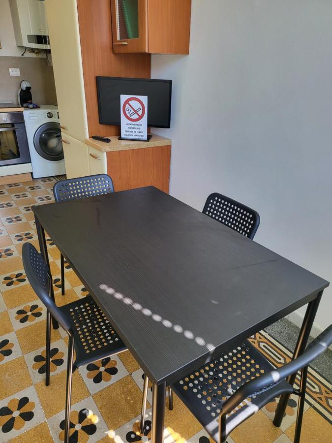 Delizioso Bilocale In Zona Fondazione Prada 4 Piano Senza Ascensore Apartment *