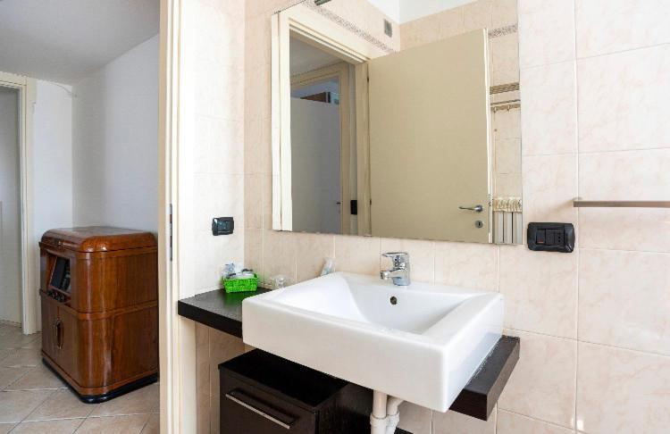Casti - Mm3 Comasina Apartment Mailand