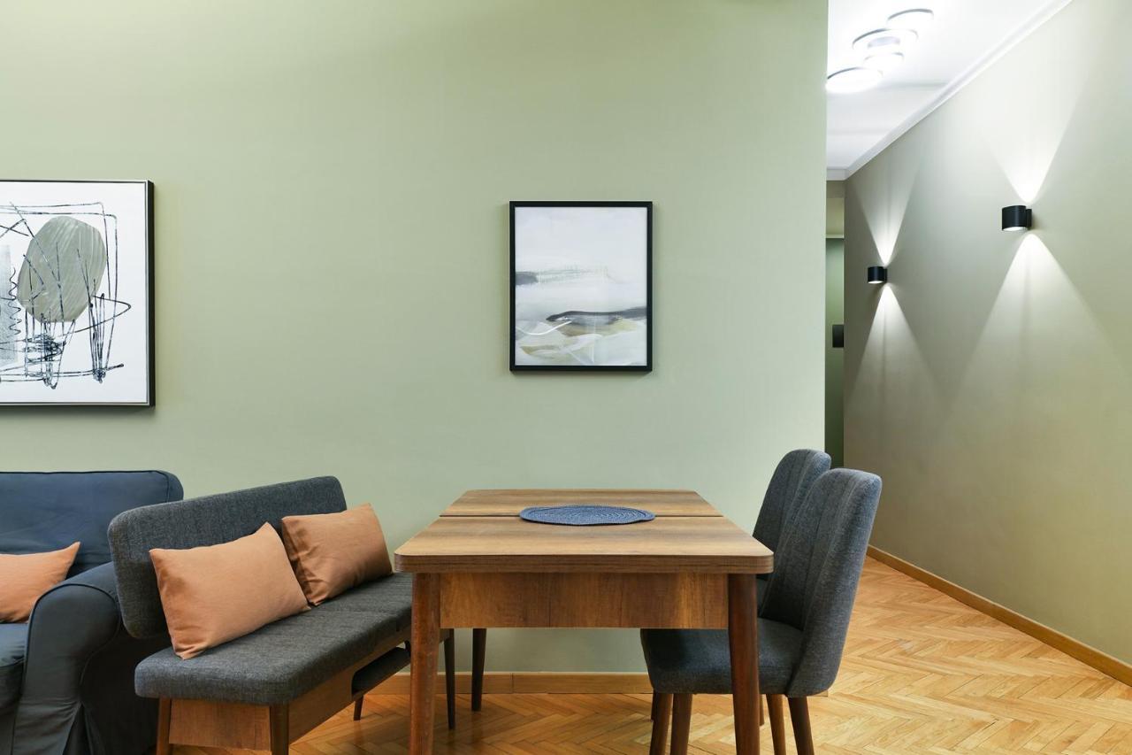 Contempora - Cavallotti 13 - B21 * Mailand