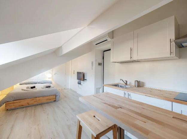 Leilighet Sammartinis Attic *