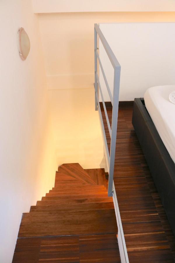 Cozy & Large Loft Famagosta * Milan
