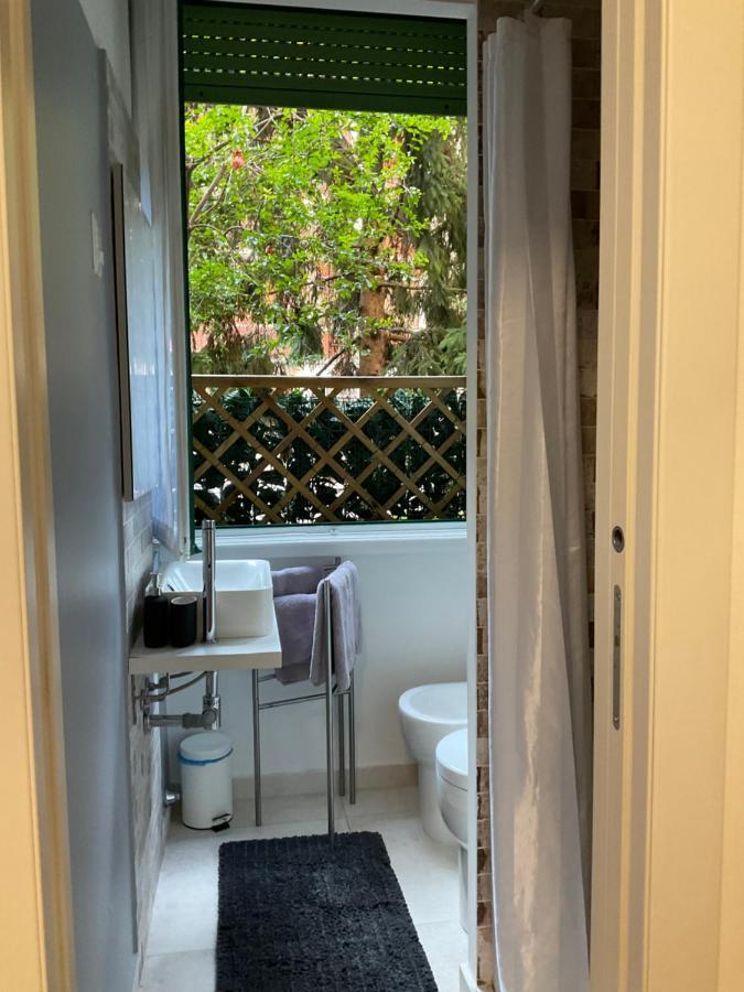 25 - Near Metro M3 * Milano