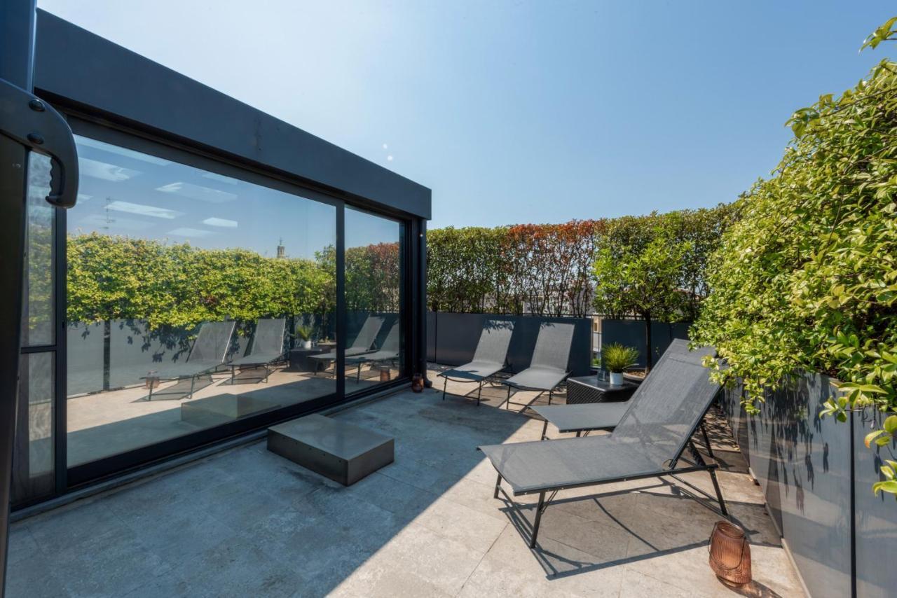 Easylife - Wonderful Penthouse With Terrace A Few Steps From The Duomo Appartamento *