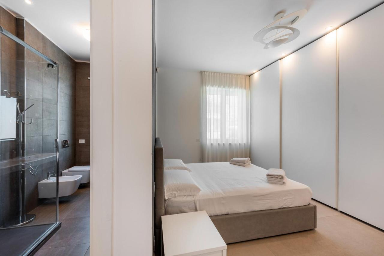 Easylife - Wonderful Penthouse With Terrace A Few Steps From The Duomo