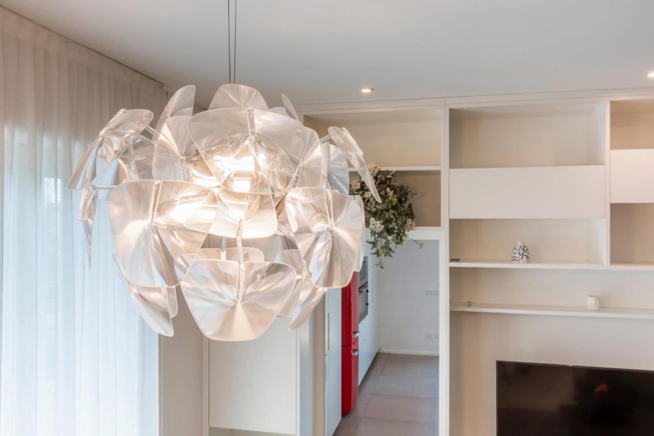 Easylife - Wonderful Penthouse With Terrace A Few Steps From The Duomo