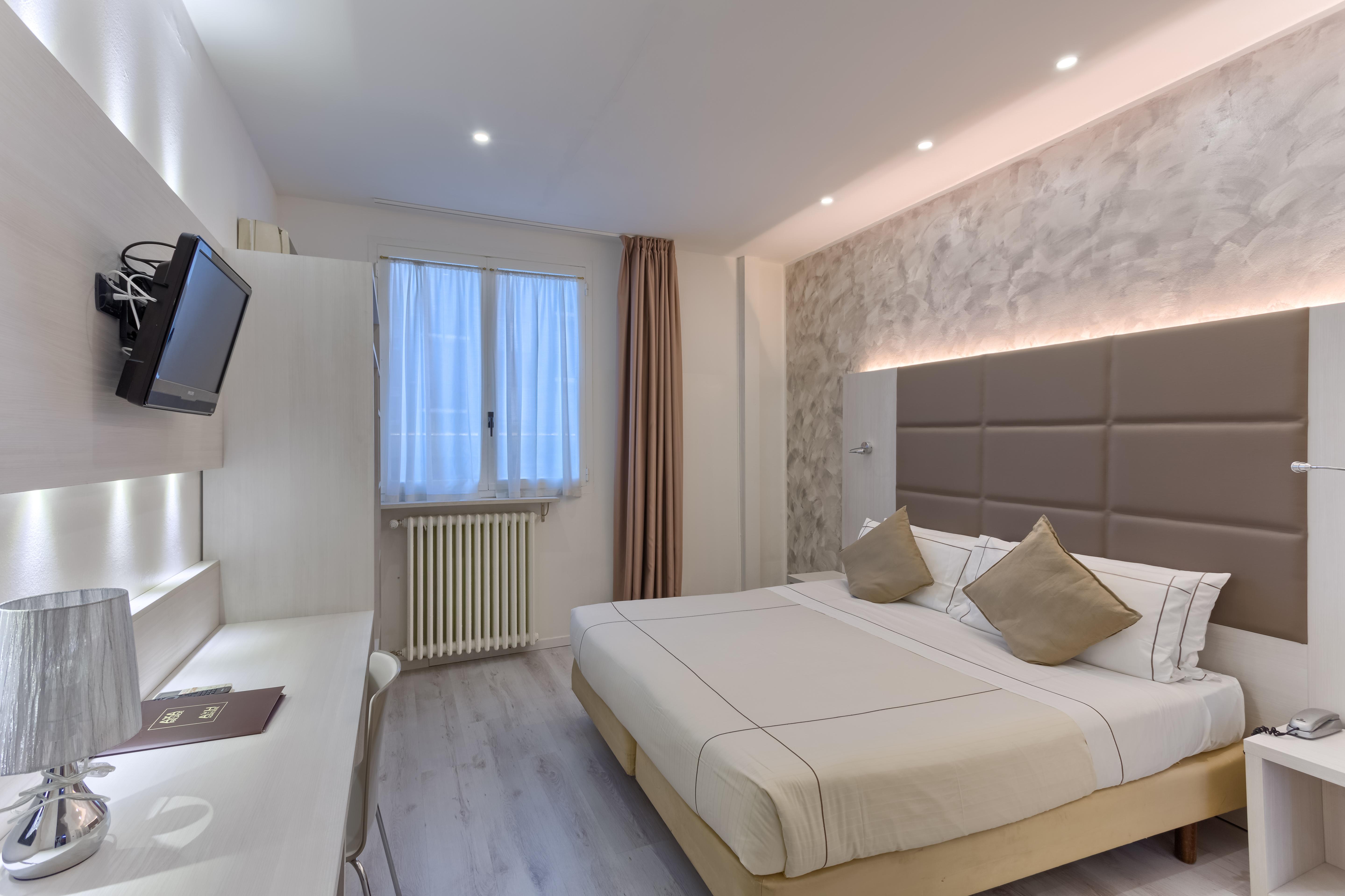 Agape Aa Hotell