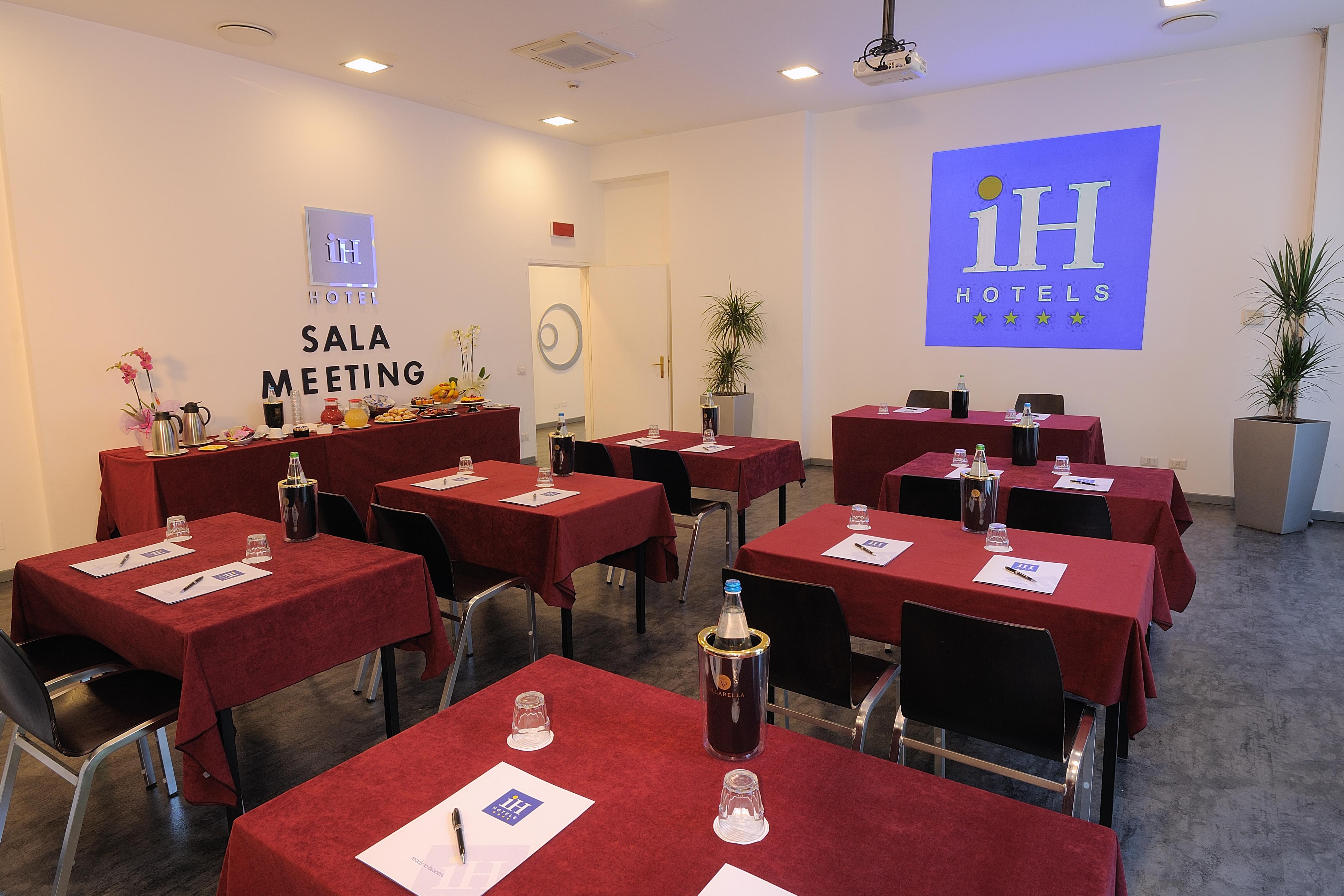 Ih Lorenteggio Hotel Milano