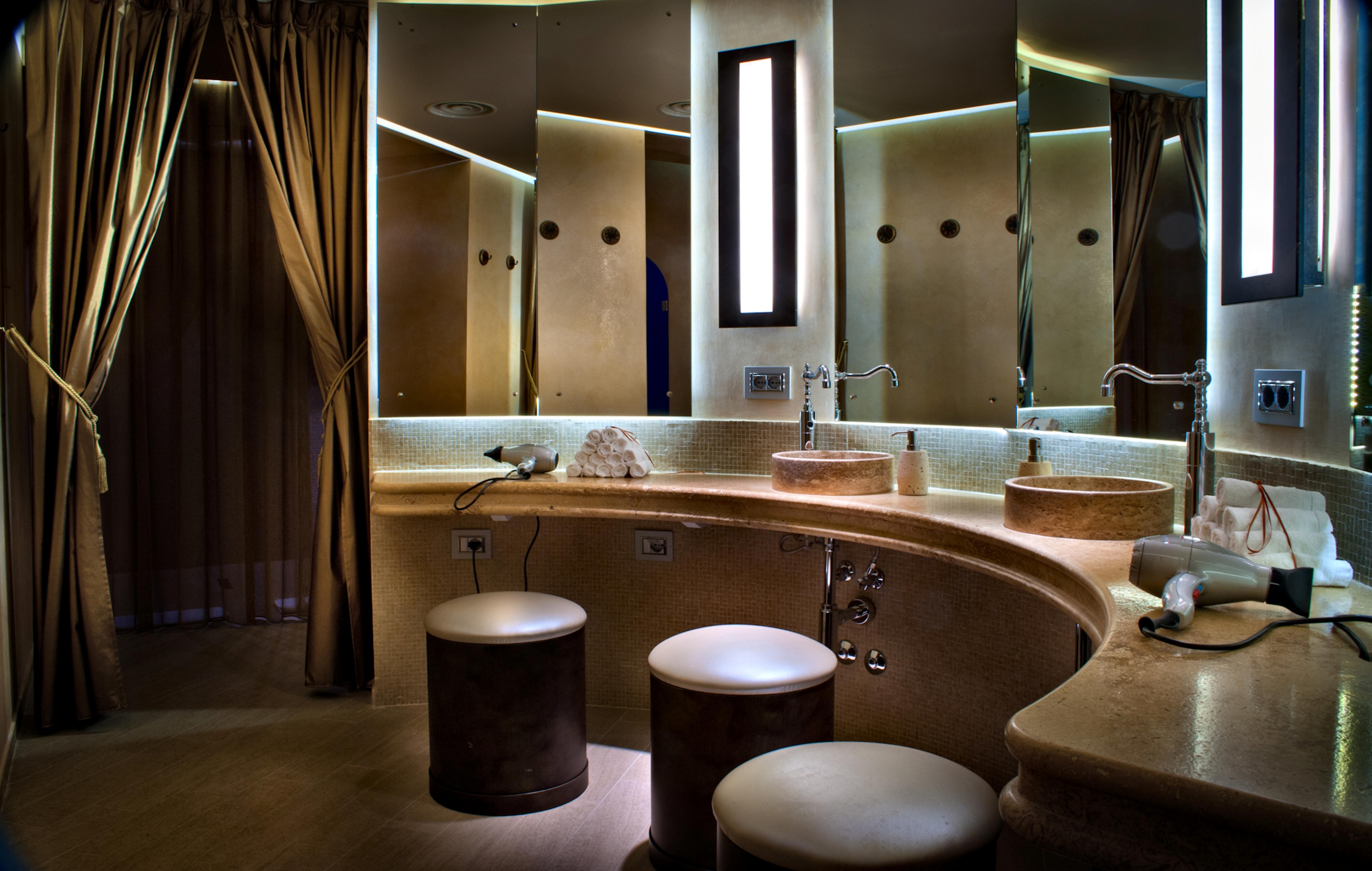 Chateau Monfort - Relais & Chateaux Hotell