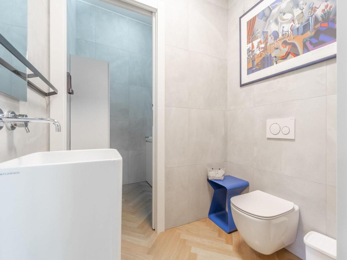 Appartamento The Best Rent - Spacious Three-bedroom With Terrace Milano