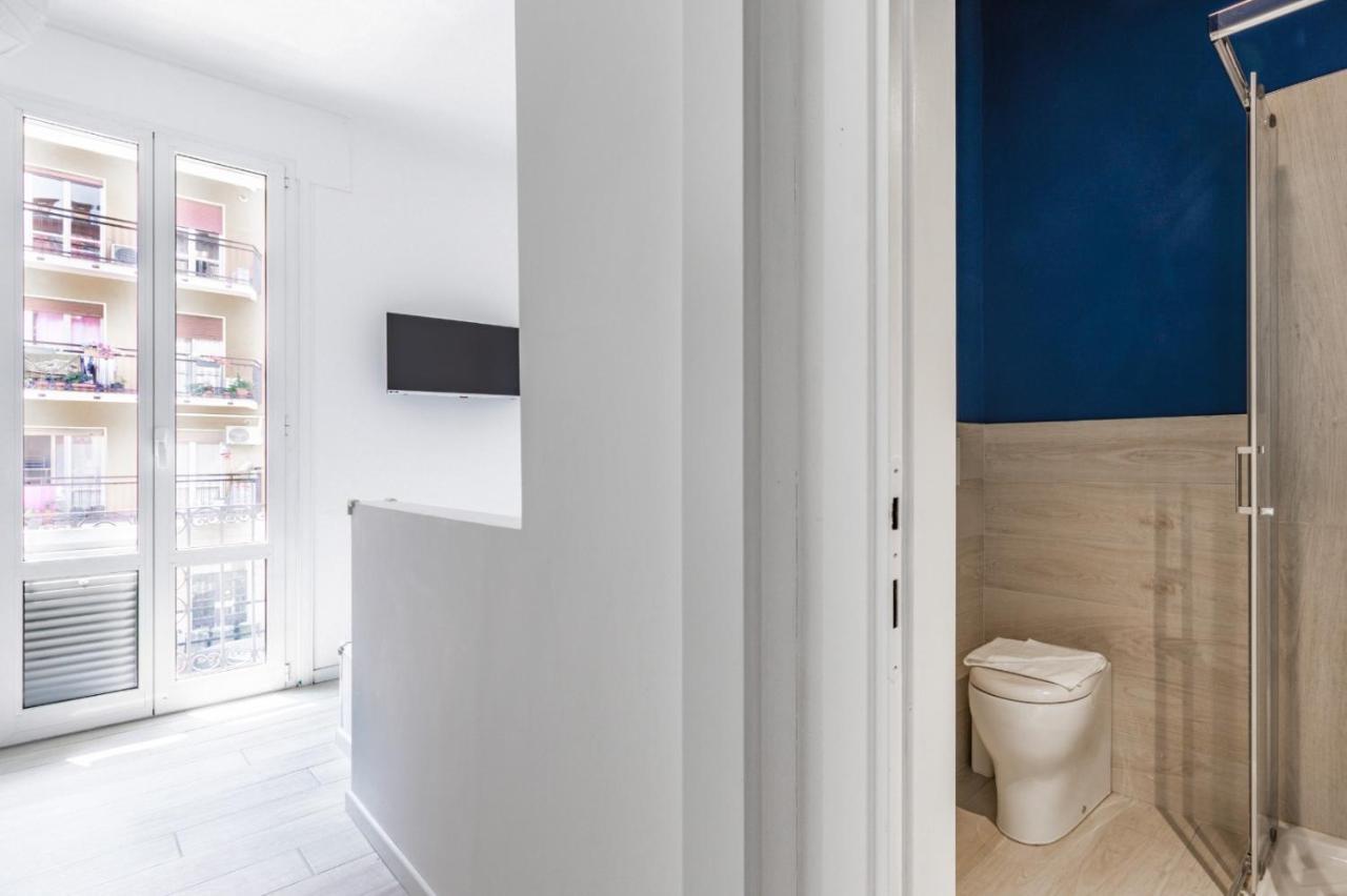 Apartment Bright 600mt From Viale Zara!