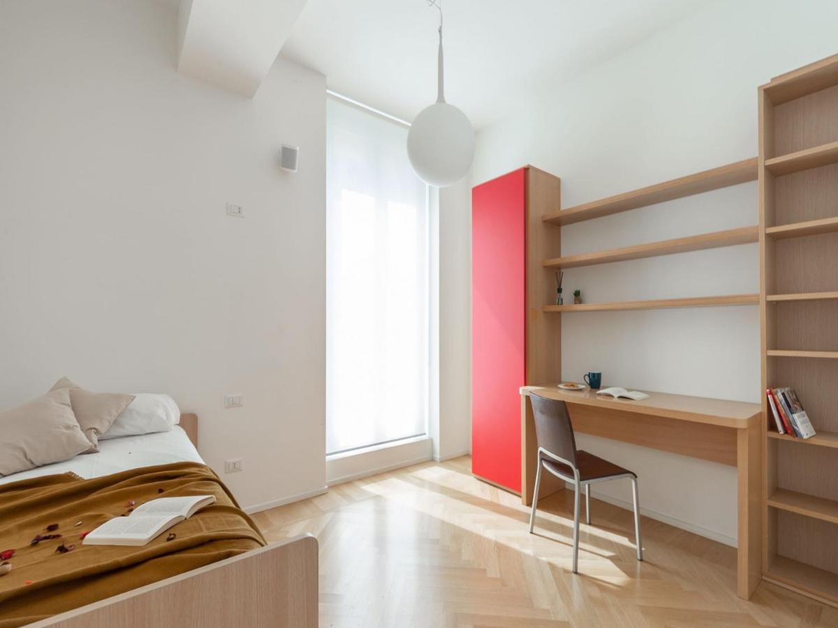 The Best Rent - Spacious Three-bedroom With Terrace Apartment