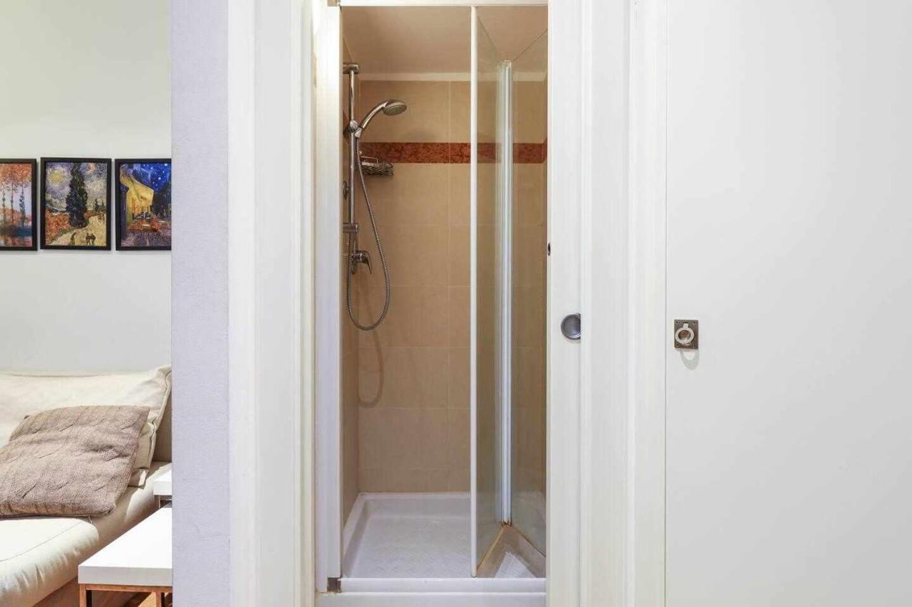 Apartment Sv18c Charming Modern Flat S Ambrogio Milan