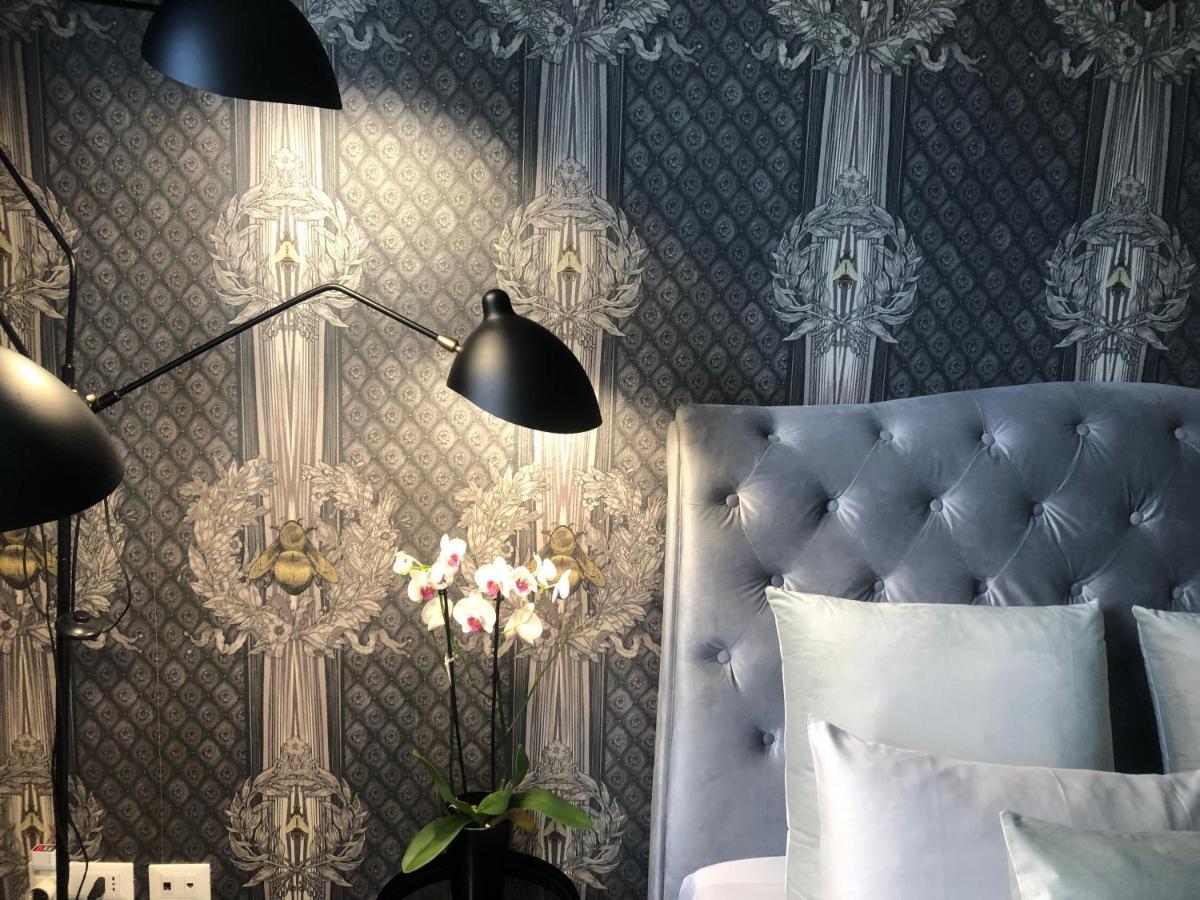 Lippi 42 With Private Garden Bed & Breakfast Milan