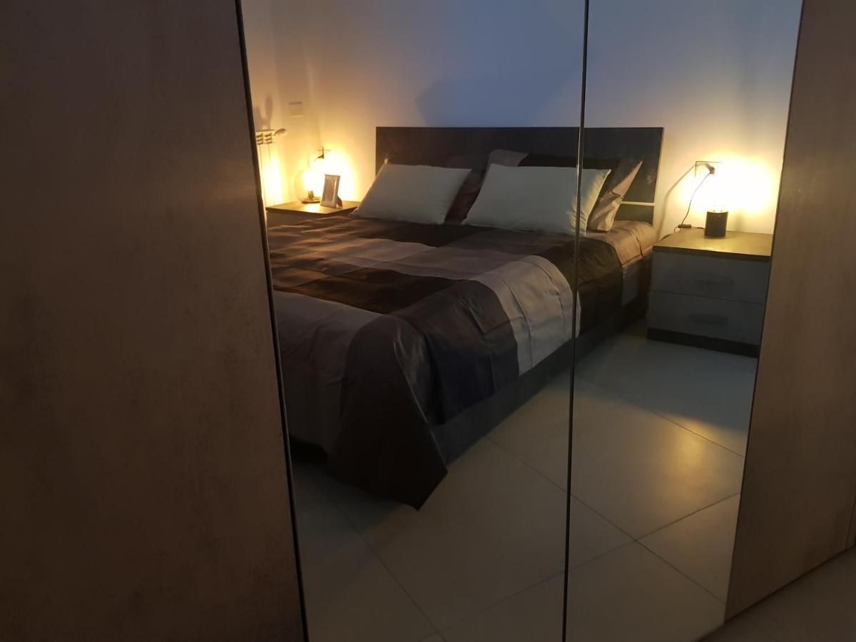 Apartment What An Up *