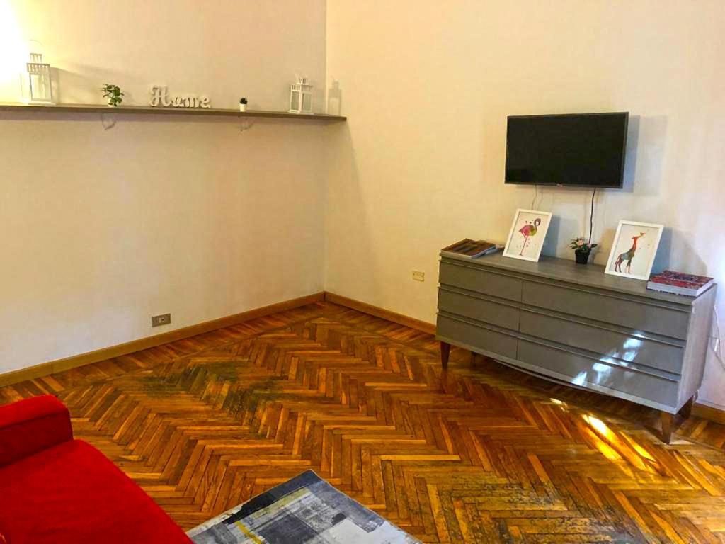 Apartment Castel Morrone Milan