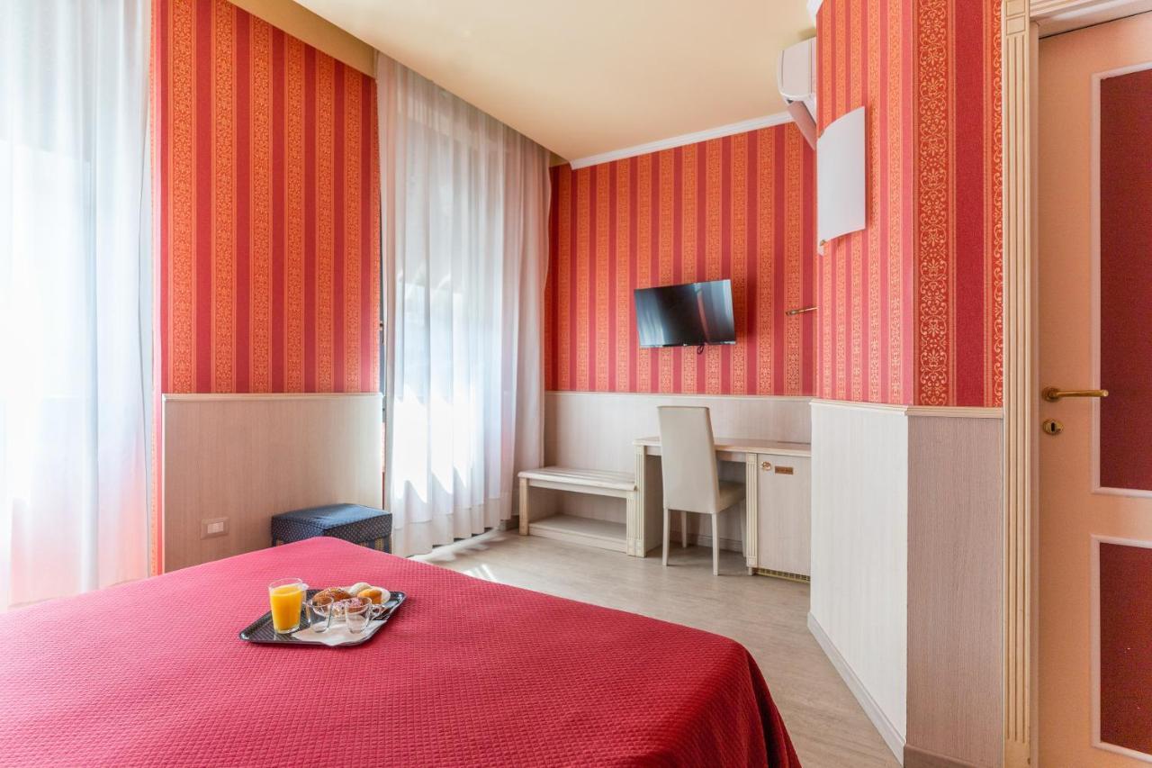 Hotel Garda Milan