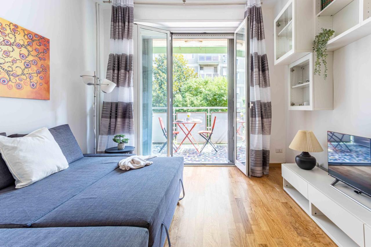 Joivy Adorable Flat With Balcony Appartamento Milano