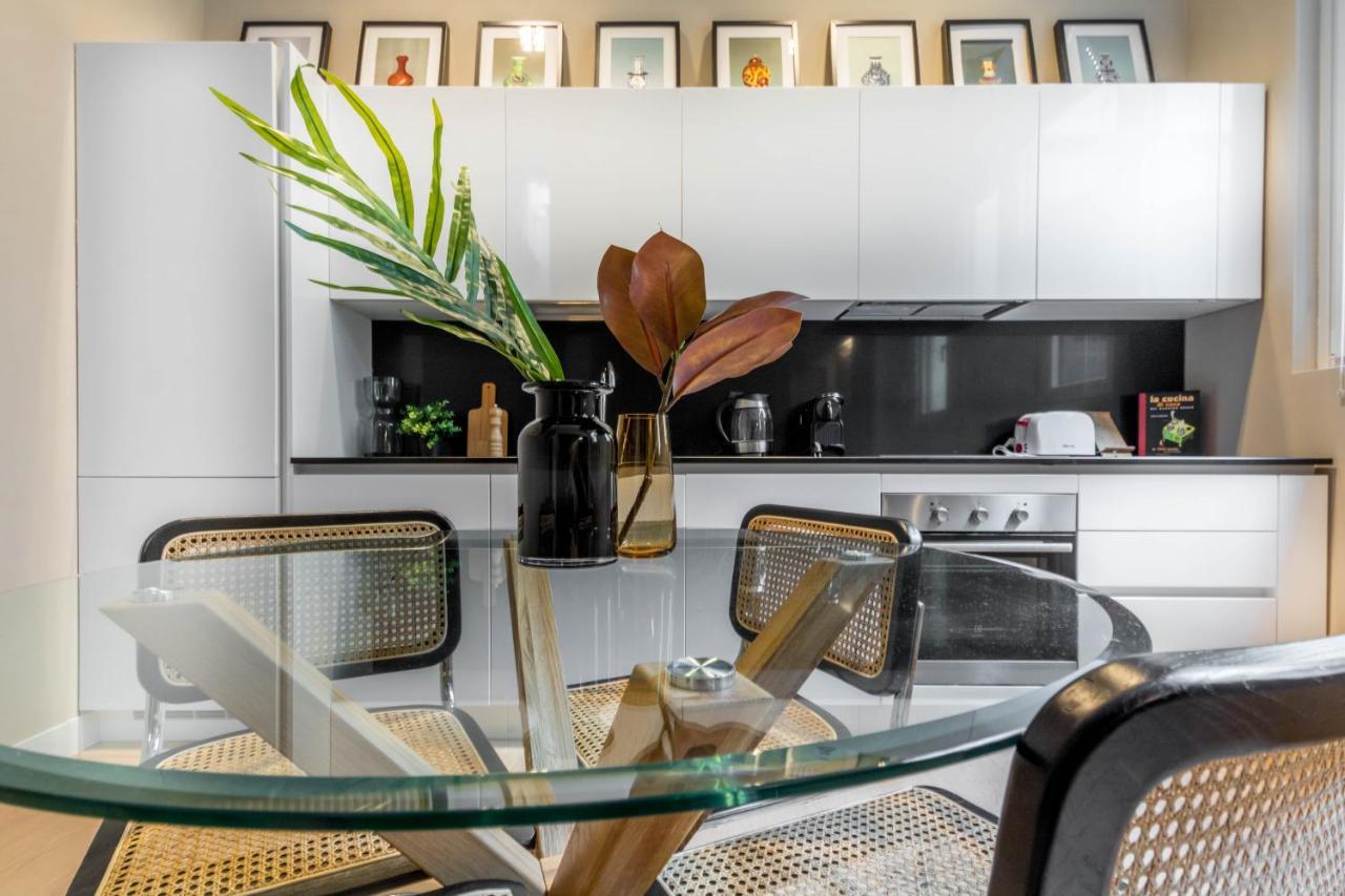 Leilighet Altido Gorgeous Loft For 4 Near Arco Della Pace *