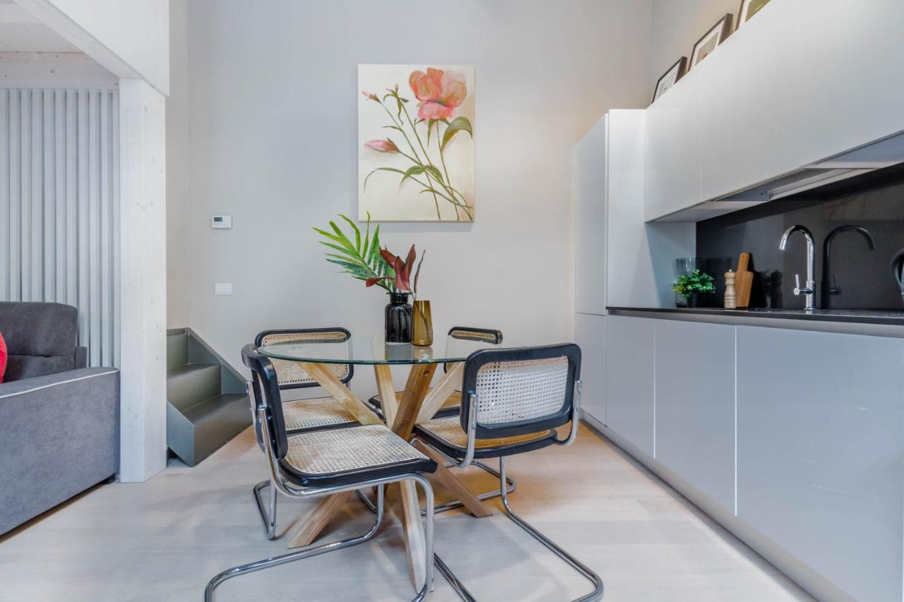 Altido Gorgeous Loft For 4 Near Arco Della Pace *