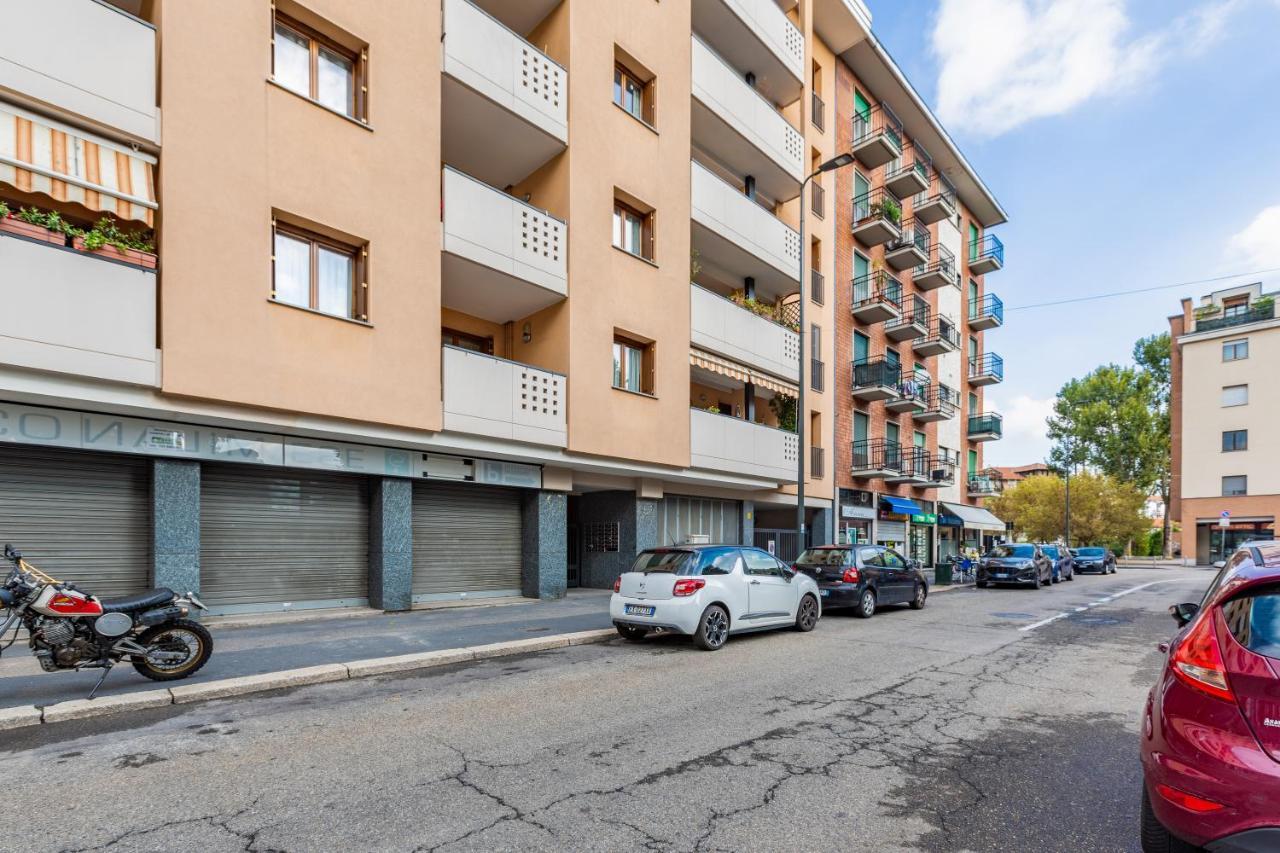 Leilighet Cozy W/parking 5 Min Walk From The Bus Stop Milano