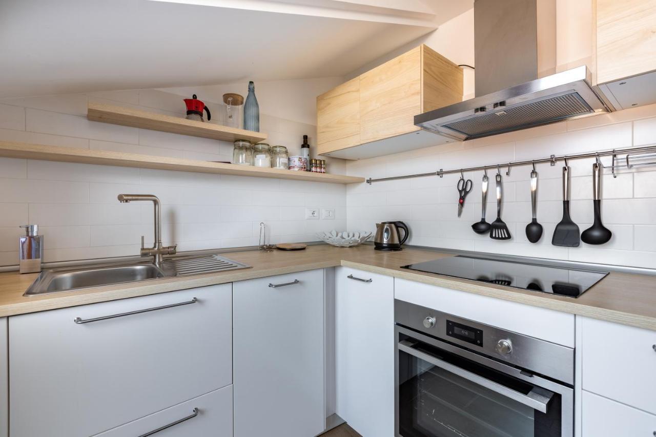 Leilighet Cozy W/parking 5 Min Walk From The Bus Stop Milano