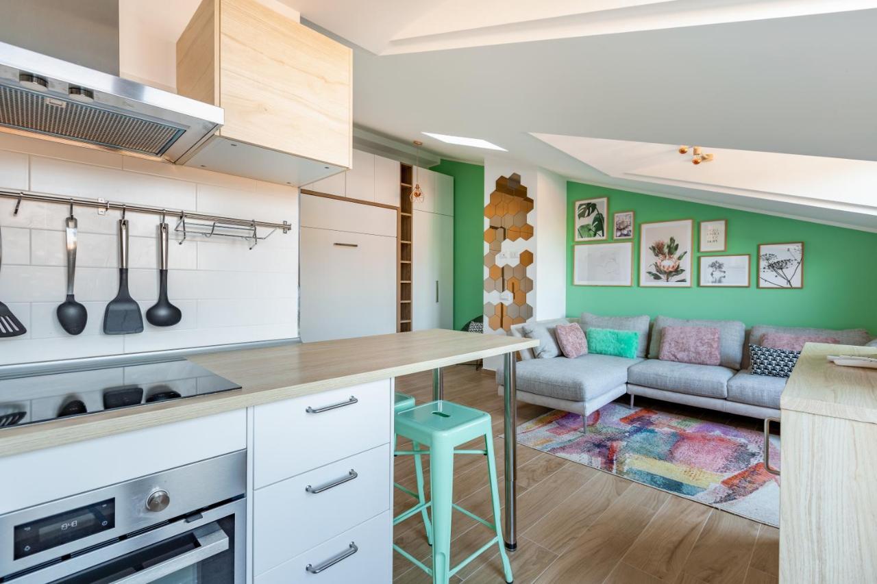 Cozy W/parking 5 Min Walk From The Bus Stop * Milano