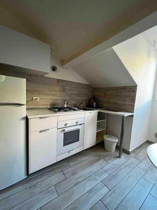 Apartment Wood 20